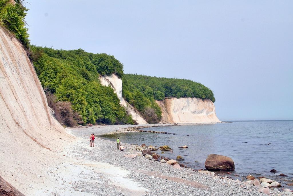 Apartment Panorama-meerblick In Der Atlantic Mit Strandkorb Am Binz